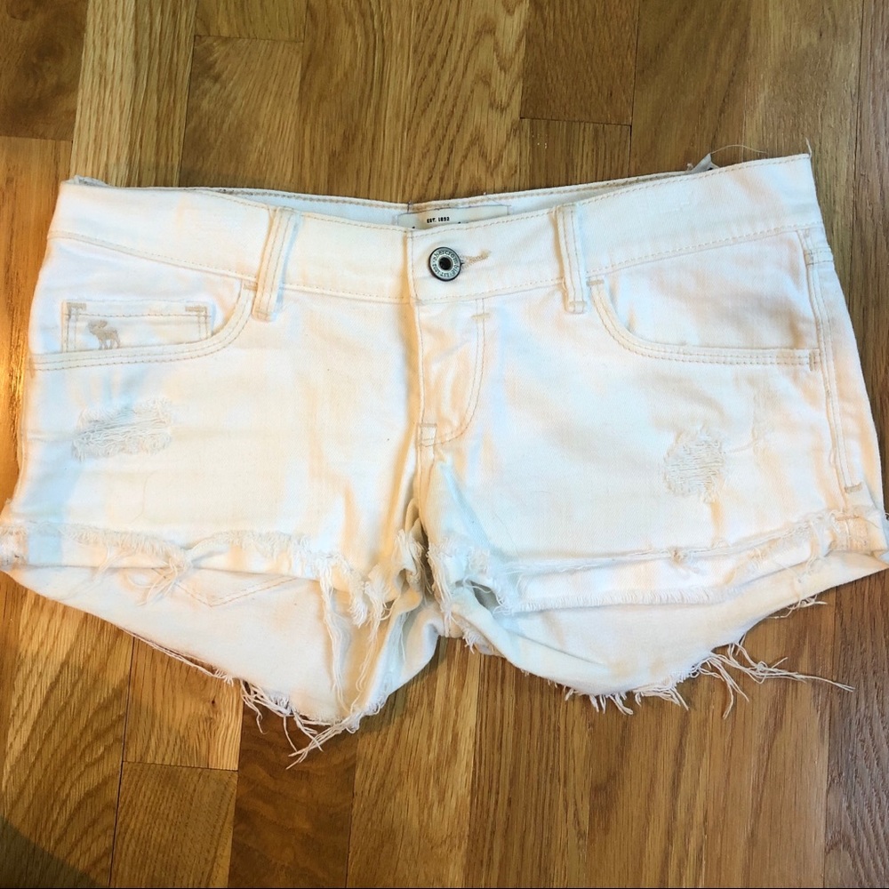 NWOT White Abercrombie KIDS denim shorts